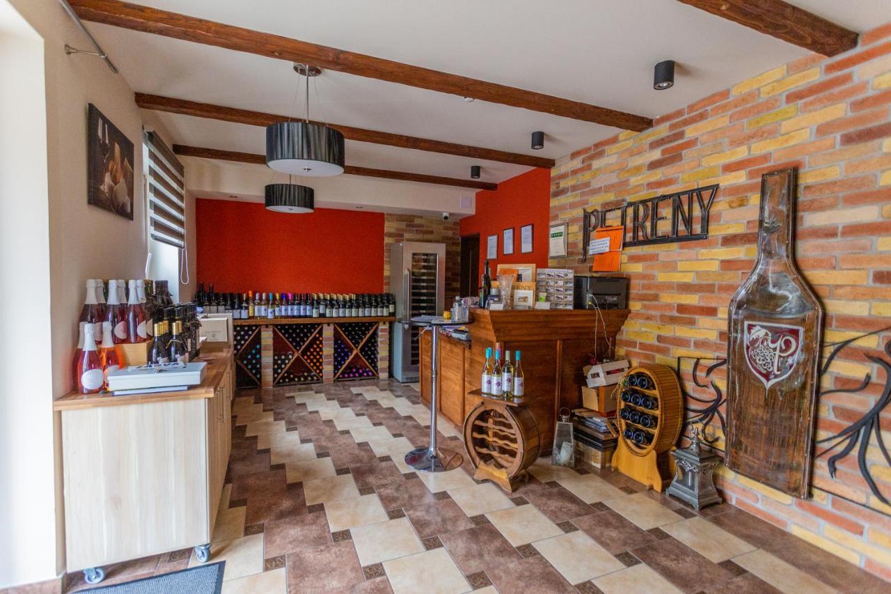 Petreny Borpanzio Bed & Breakfast Egerszalók Dış mekan fotoğraf