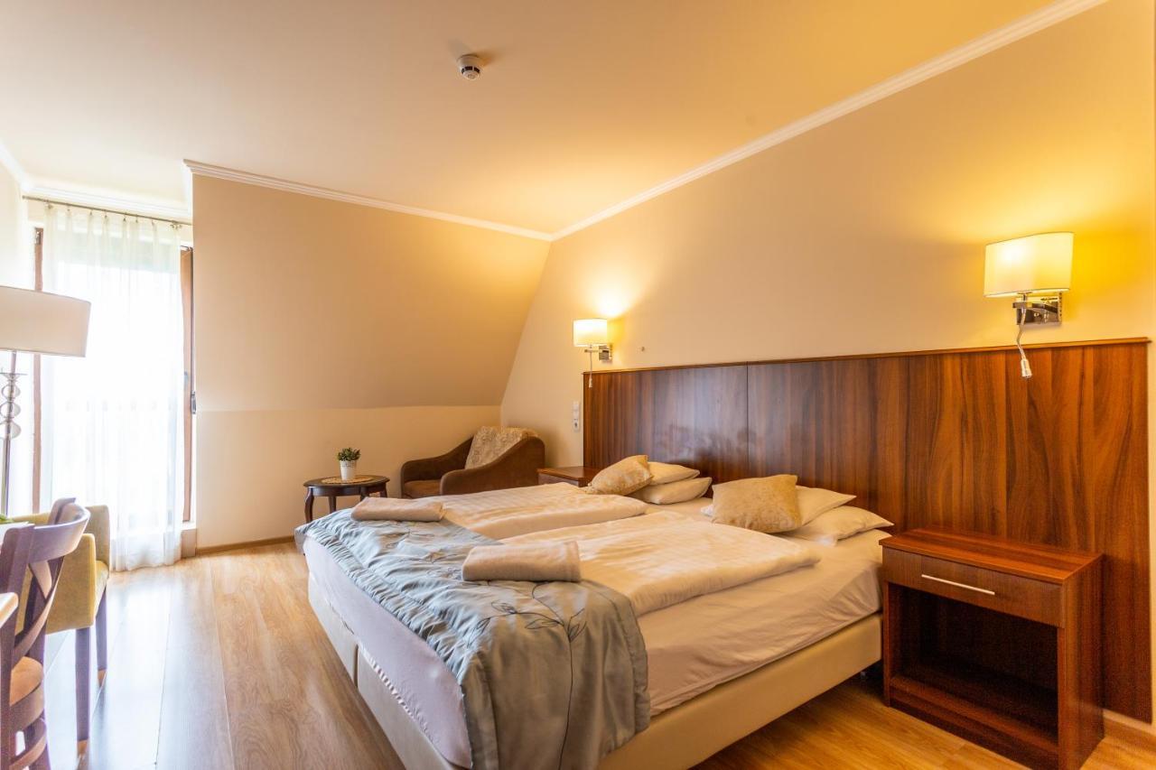 Petreny Borpanzio Bed & Breakfast Egerszalók Dış mekan fotoğraf
